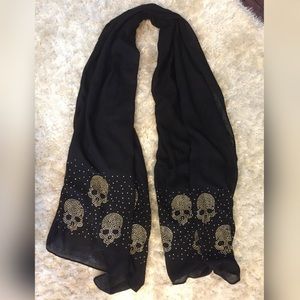 SOLD❌❌ super soft long glam skull scarf
